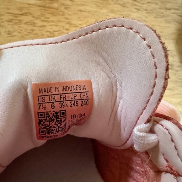 Unworn Custom-Dyed Adidas, Pink/Orange Gradient - Picture 4 of 5